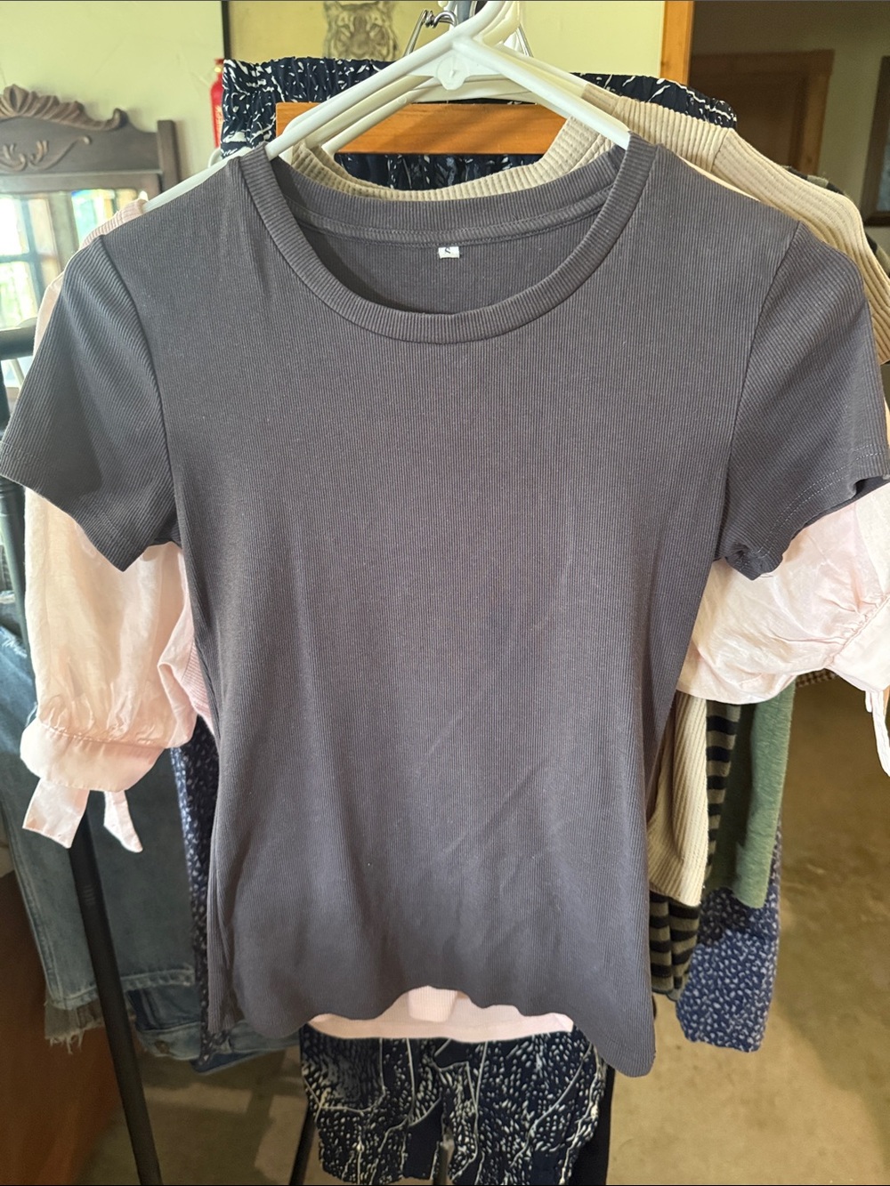 Amazon Short-Sleeve Crewneck Tee in Charcoal Gray